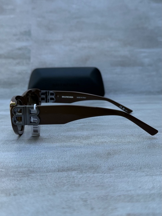 Balenciaga Dynasty D-Frame Sunglasses Brown Slim Logo Temple 400$ NWT main image 5